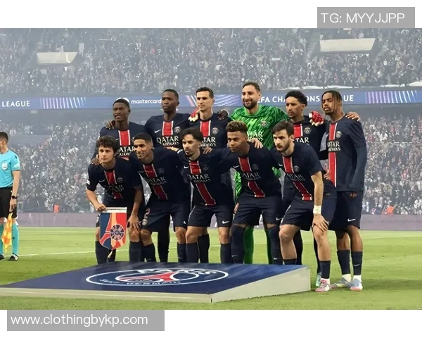 阿森纳友谊赛大胜巴黎圣日耳曼逆转瞬间引发全场热议与争议判罚