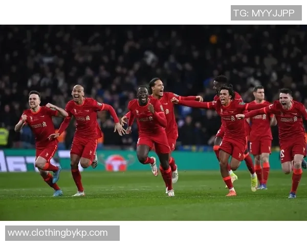 意甲激战:利物浦狂胜巴黎圣日耳曼补时争议进球引发全场轰动